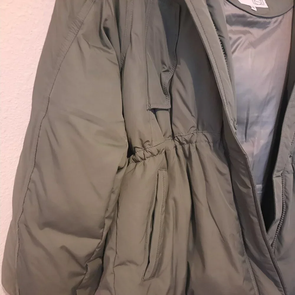 Saga Furs Dawn  parka size M (6-8) like New - Picture 8 of 8